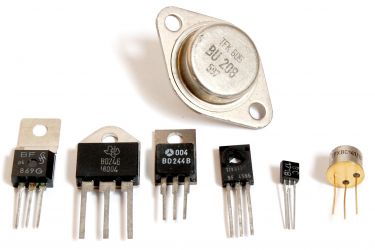  Ứng Dụng Của Transistors Trong Điều Khiển Động Cơ DC